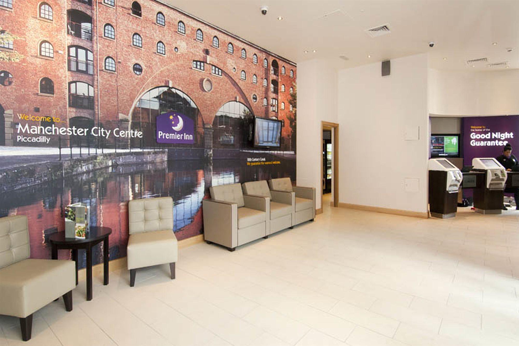 Premier Inn Manchester City 3*