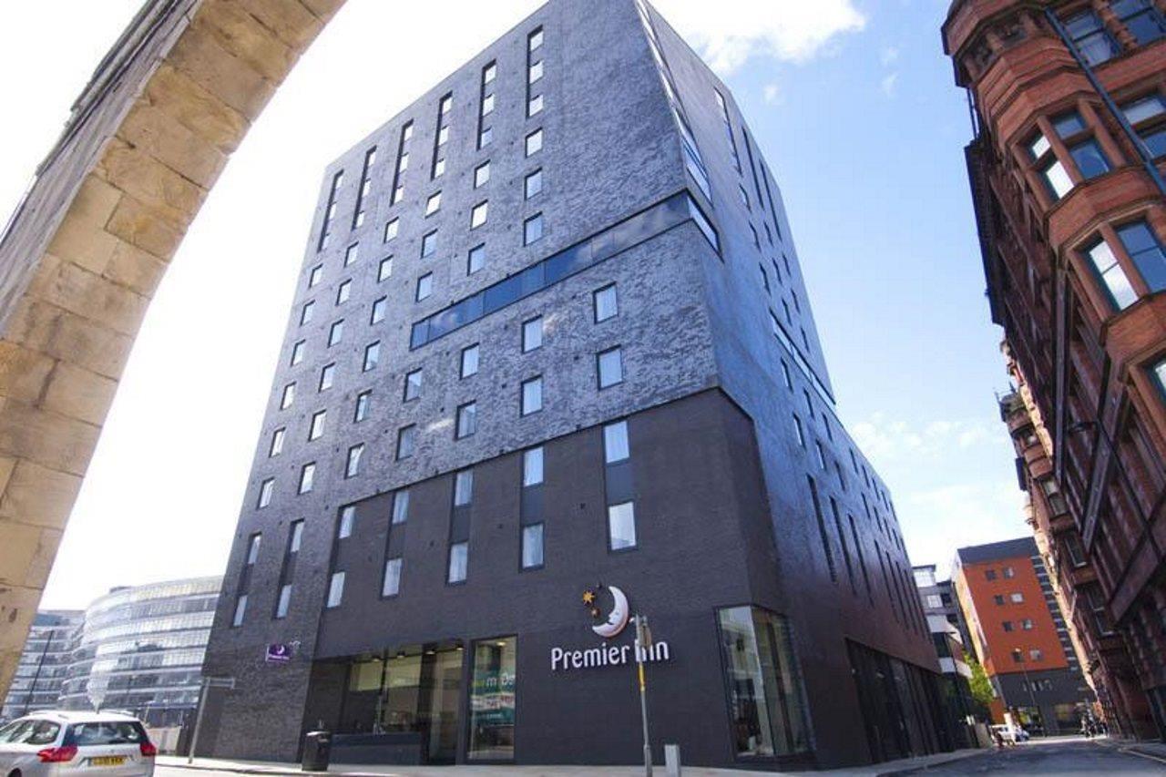 Premier Inn Manchester City Hotel